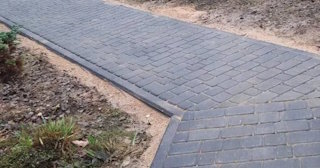 Укладка тротуарной плитки на основание в Тихорецке в октябре